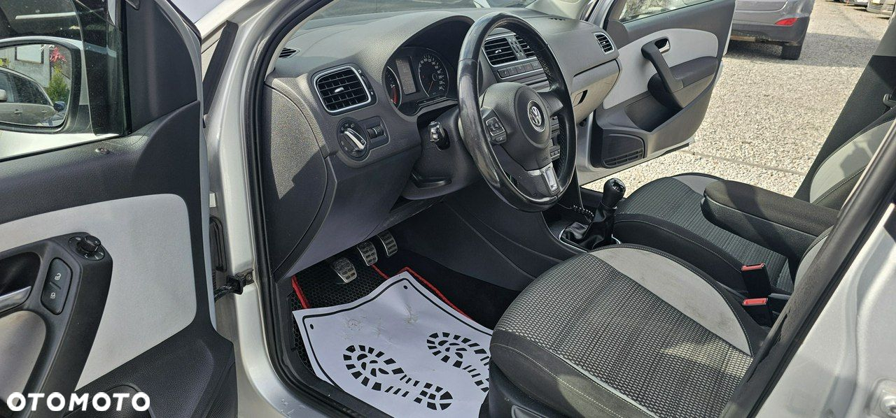 Volkswagen Polo Cross 1.6 TDI DPF - 22