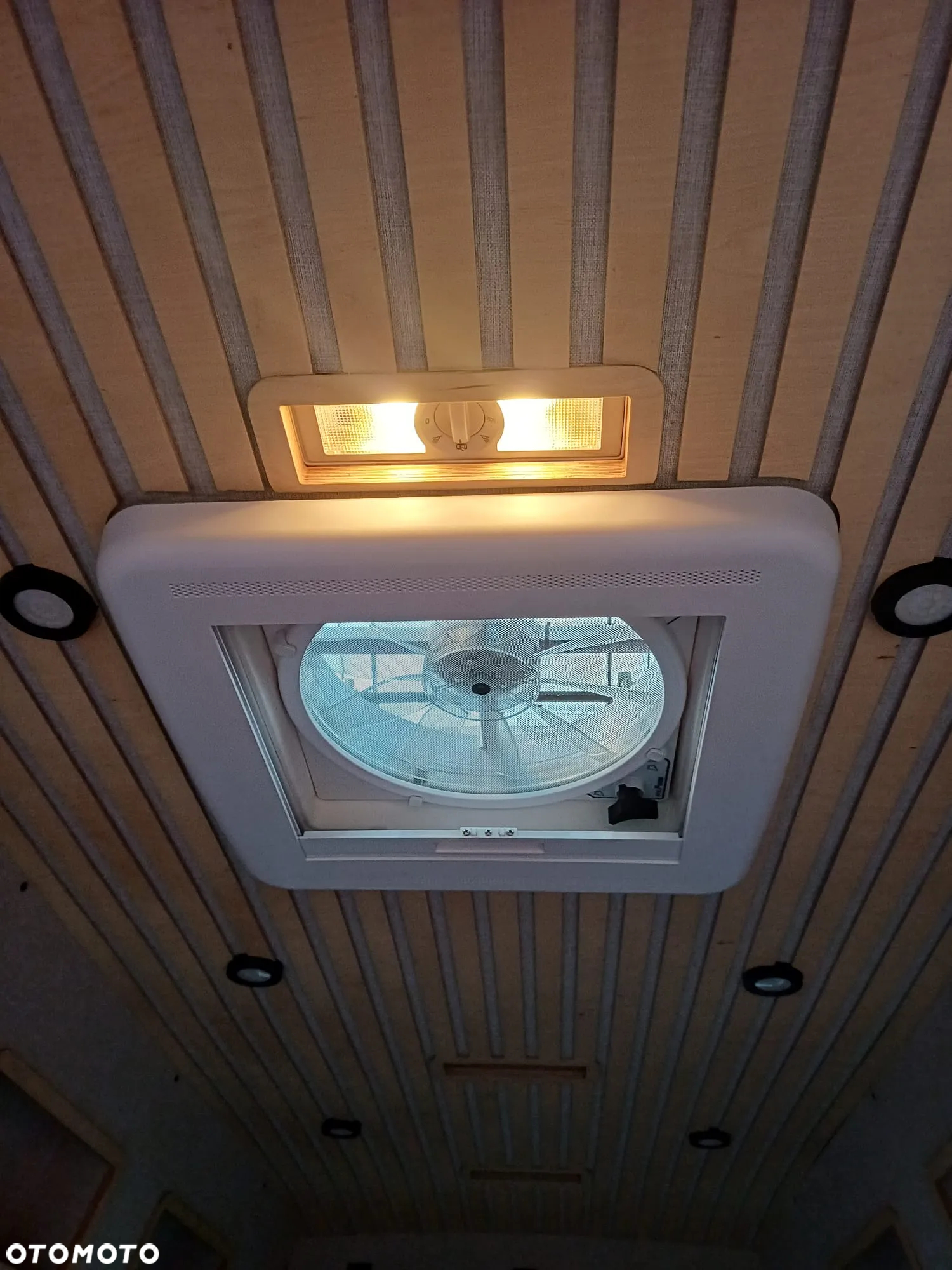 Volkswagen Transporter - 13