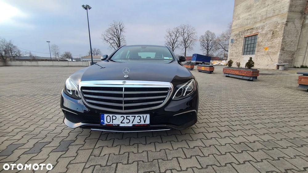 Mercedes-Benz Klasa E - 9