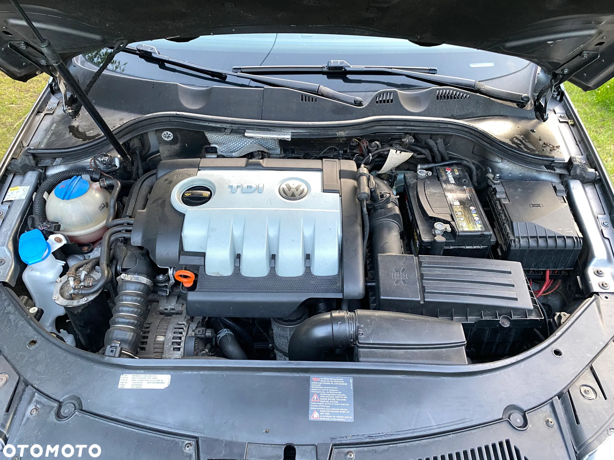 Volkswagen Passat - 8