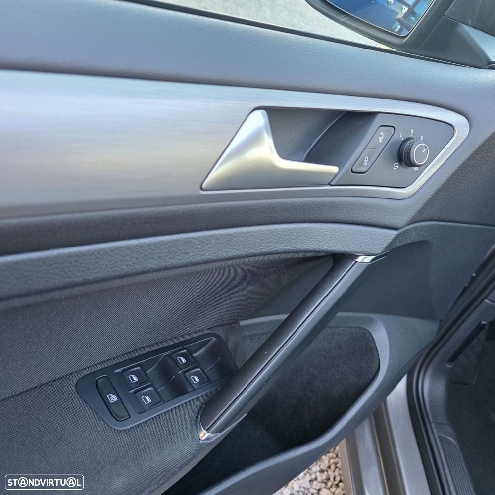 VW Golf 1.2 TSi Confortline - 17