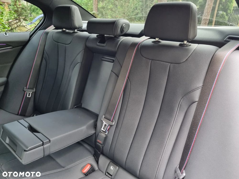 BMW Seria 5 520d xDrive MHEV M Sport sport - 21