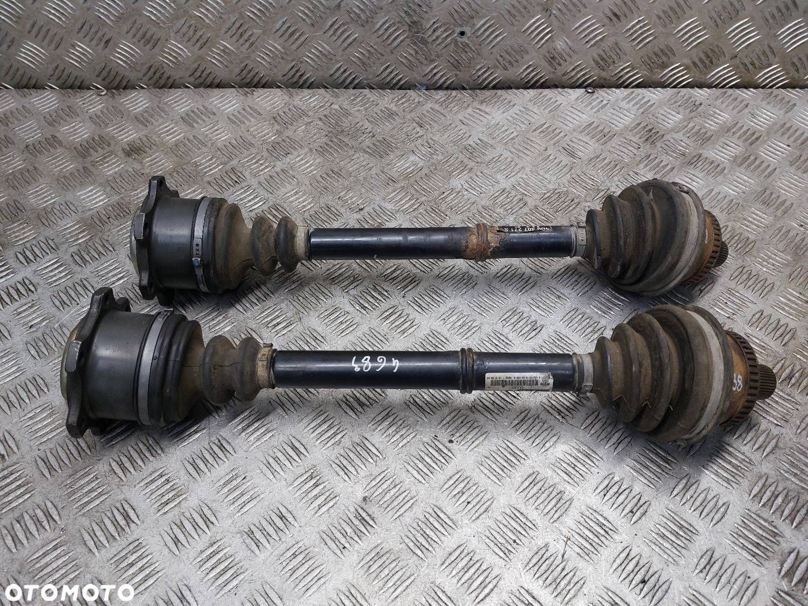 PÓŁOŚ LEWY + PRAWY PRZÓD AUTOMAT AUDI A8 D2 4D0407271S 4D0407272S - 1