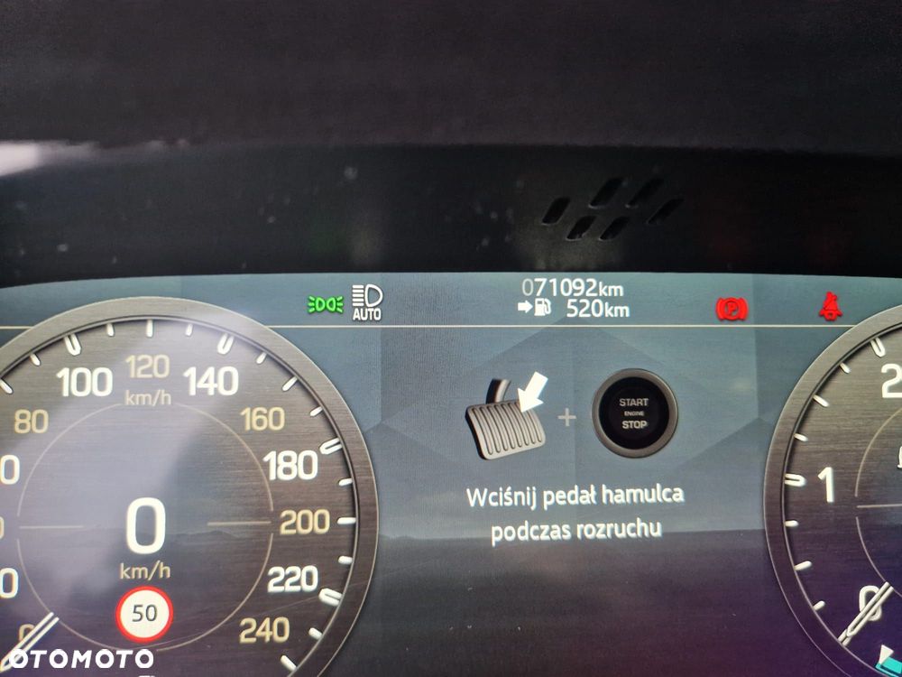 Land Rover Defender 2.0 D240 S - 14