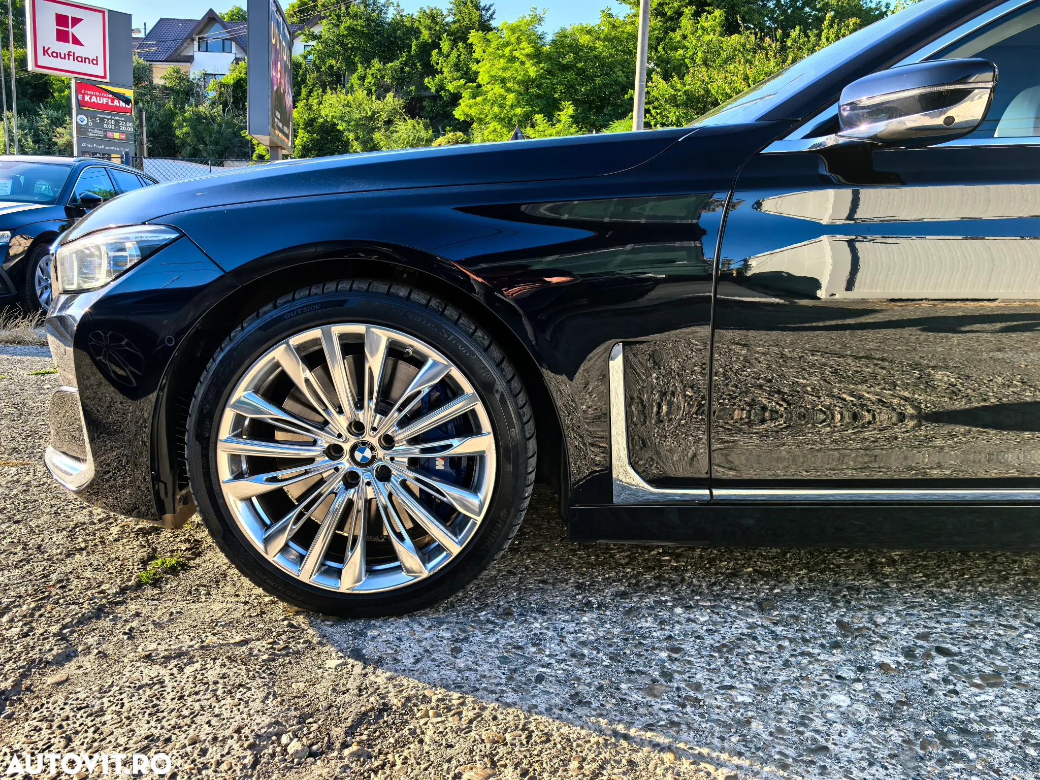 BMW Seria 7 750Ld xDrive - 13
