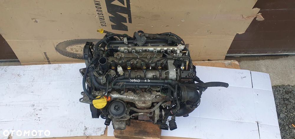 Silnik kompletny z osprzętem Fiat Doblo I Lift 1.3 Multijet MJ 199A3.000 - 1