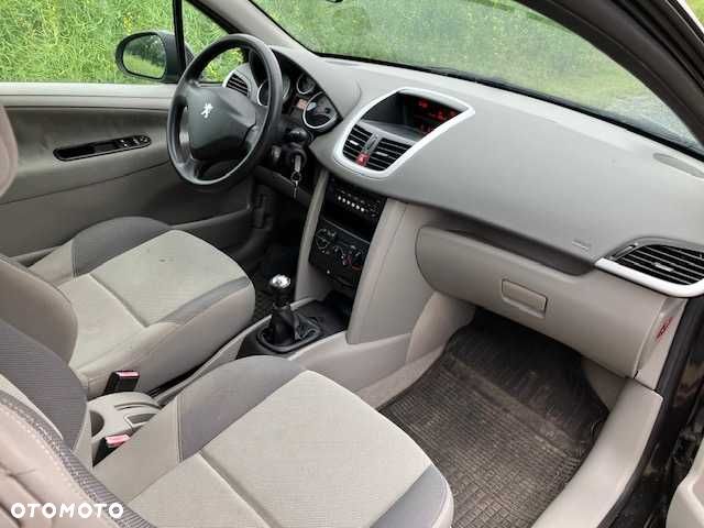 Peugeot 207 - 5