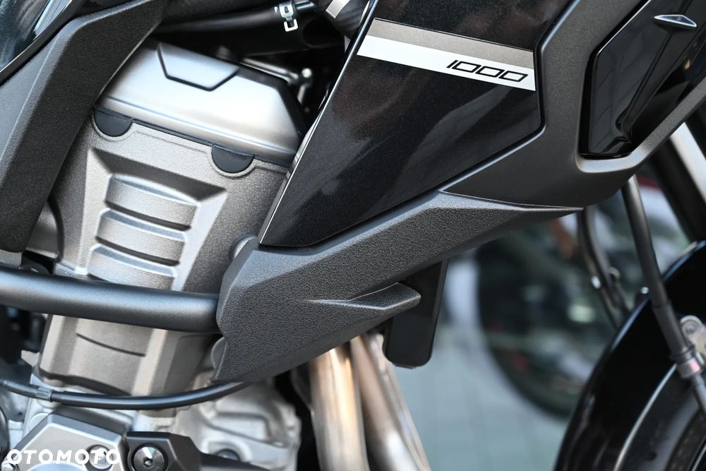 Kawasaki Versys 1000 - 20