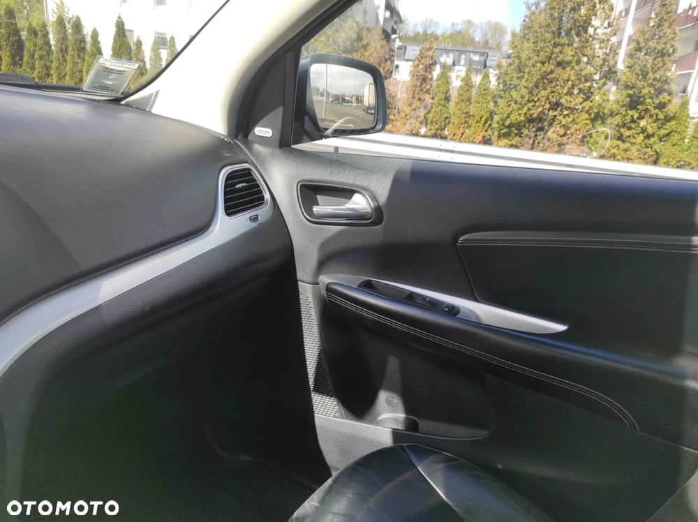 Fiat Freemont 2.0 Multijet Urban AWD - 24
