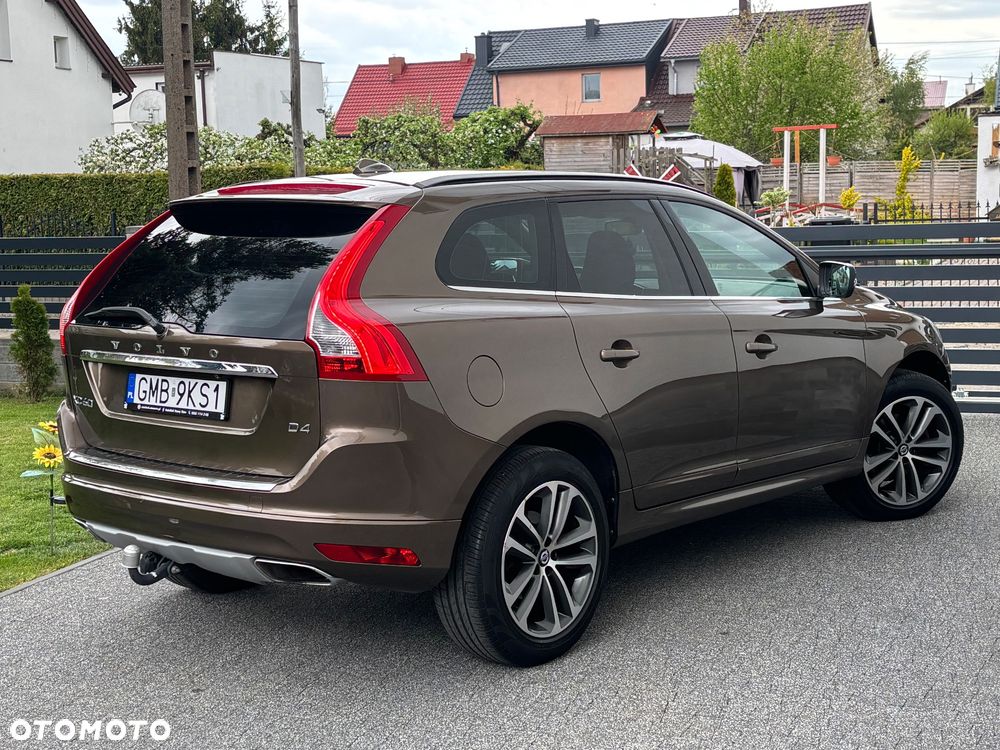 Volvo XC 60 D4 Momentum Pro - 20