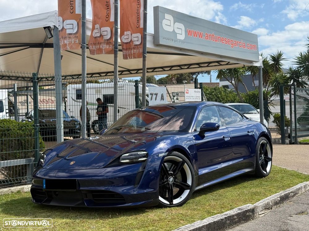 Porsche Taycan - 32
