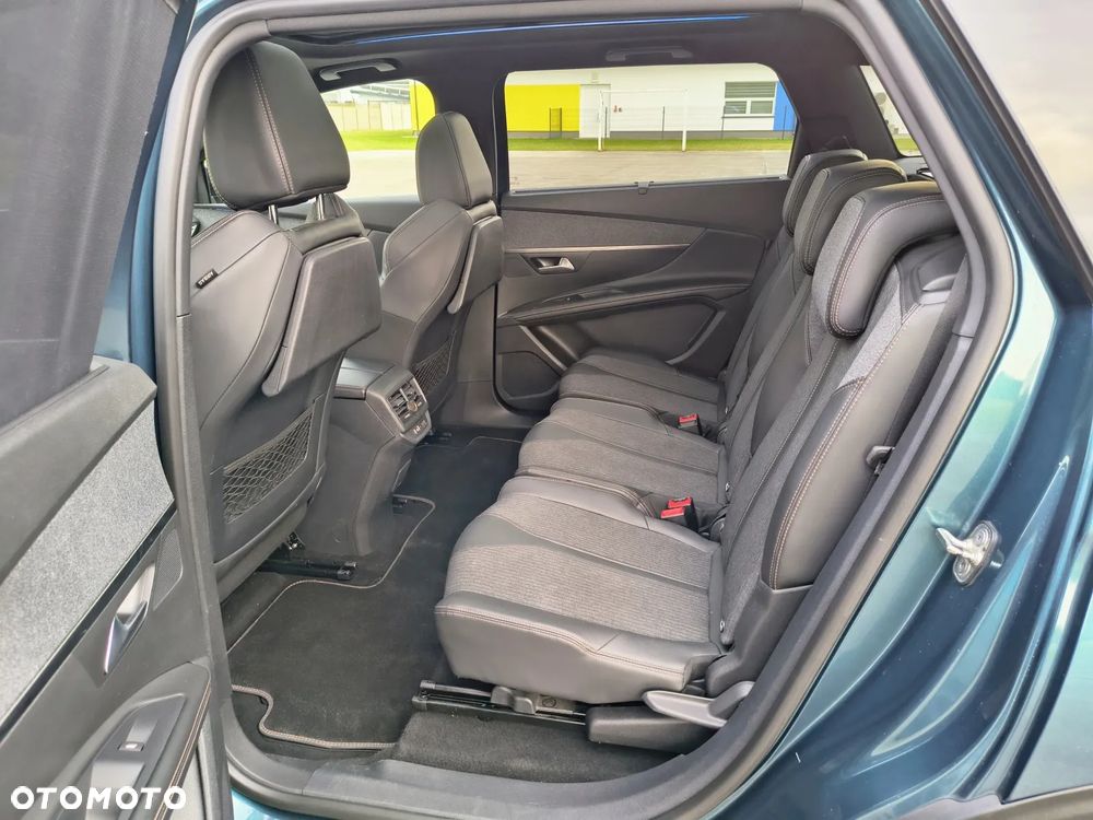 Peugeot 5008 - 17