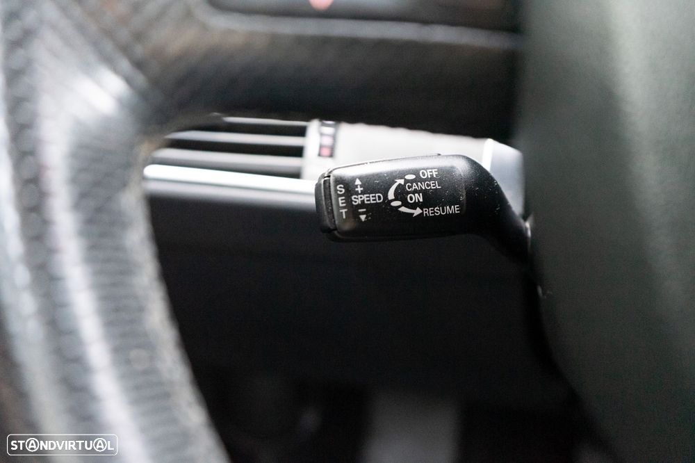 Audi A6 3.0 TDI V6 quattro Exclusive Tiptronic - 37
