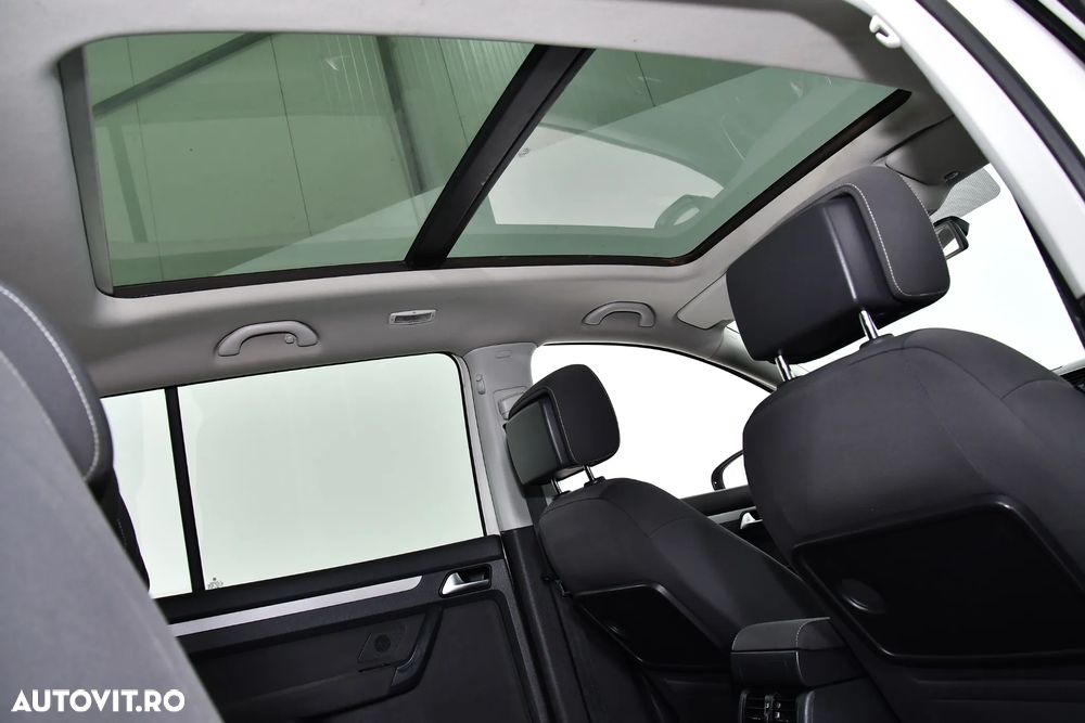 Volkswagen Touran 1.2 TSI BlueMotion Technology MATCH - 9