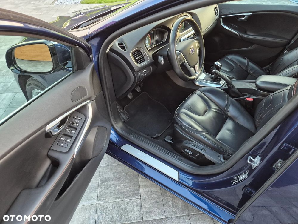 Volvo V40 - 21