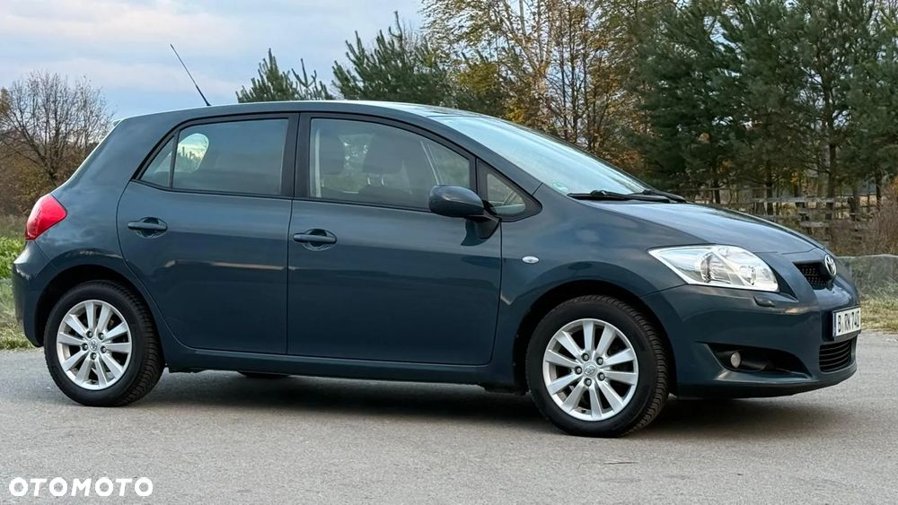 Toyota Auris 1.6 VVT-i Prestige Start - 4