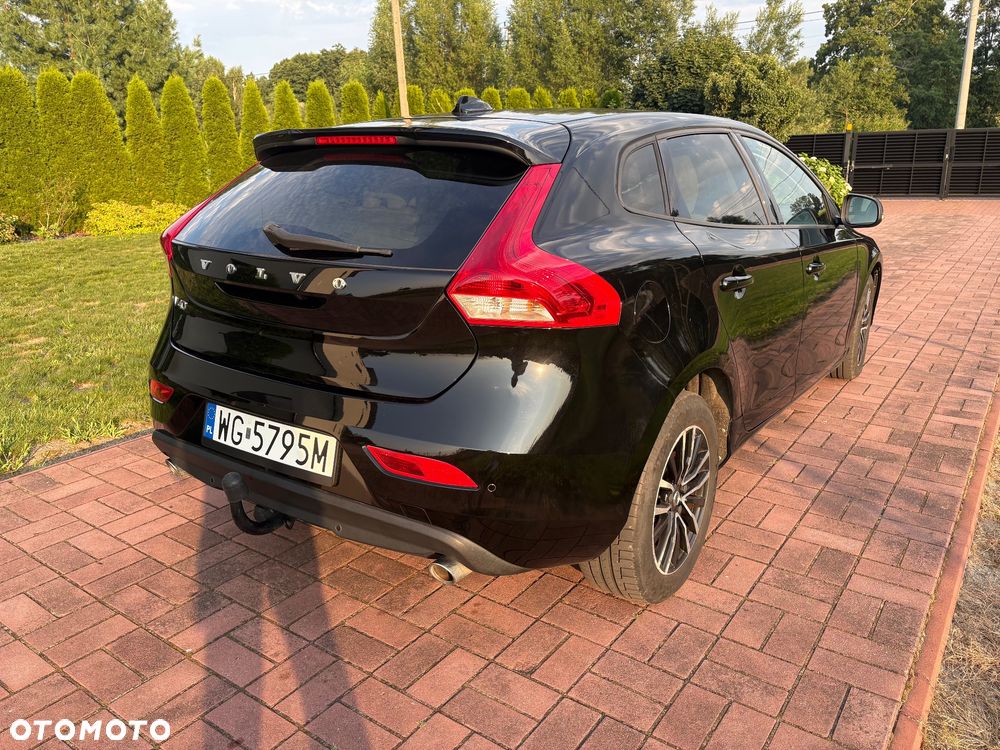 Volvo V40 2016 photo 3