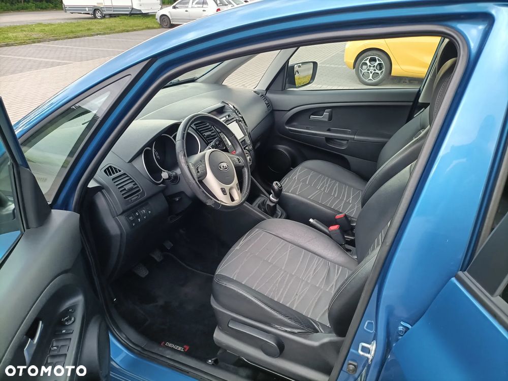 Kia Venga 1.6 CRDi 128 Spirit - 12