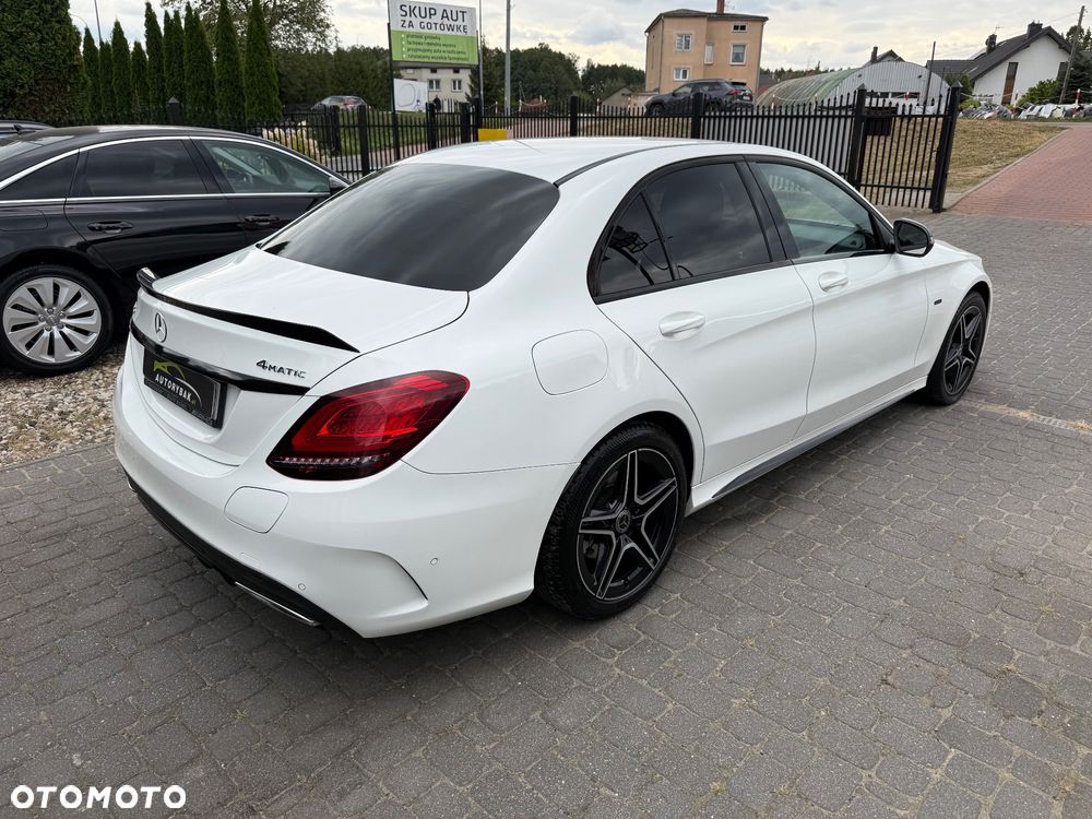 Mercedes-Benz Klasa C - 32