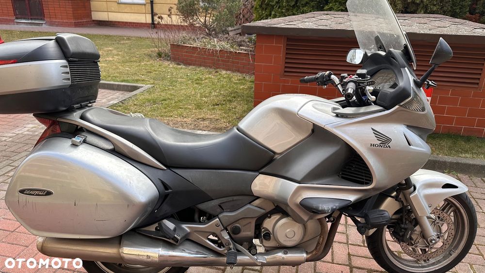 Honda NT - 10