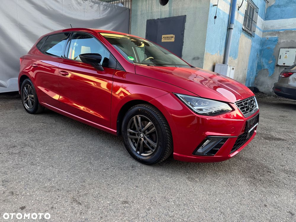 Seat Ibiza 1.0 TSI S&S DSG FR Black Edition - 1