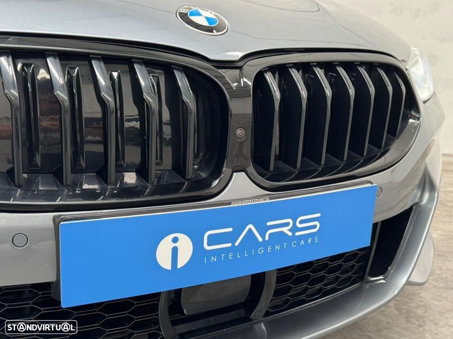 BMW 840 d xDrive Pack M - 14