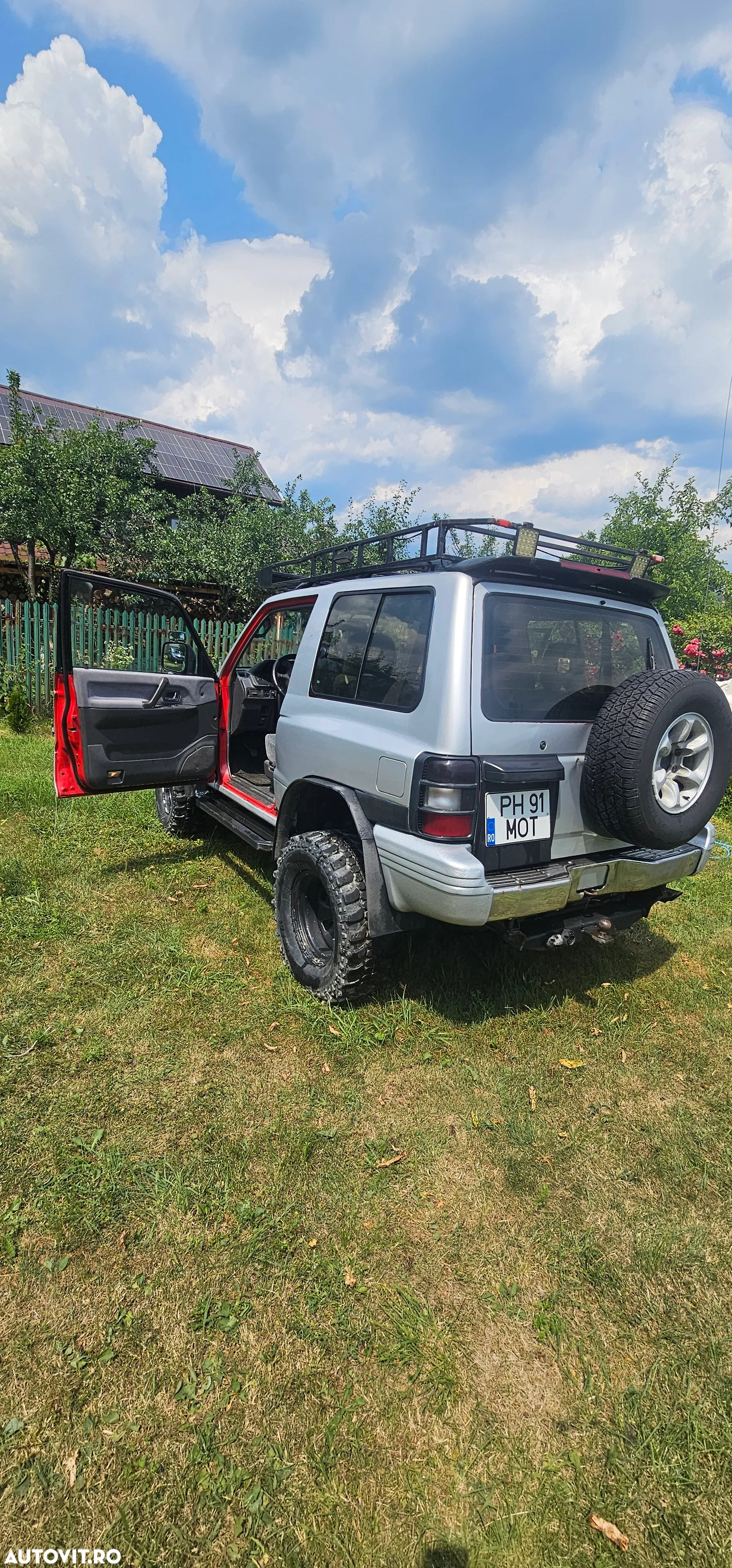 Mitsubishi Pajero - 8