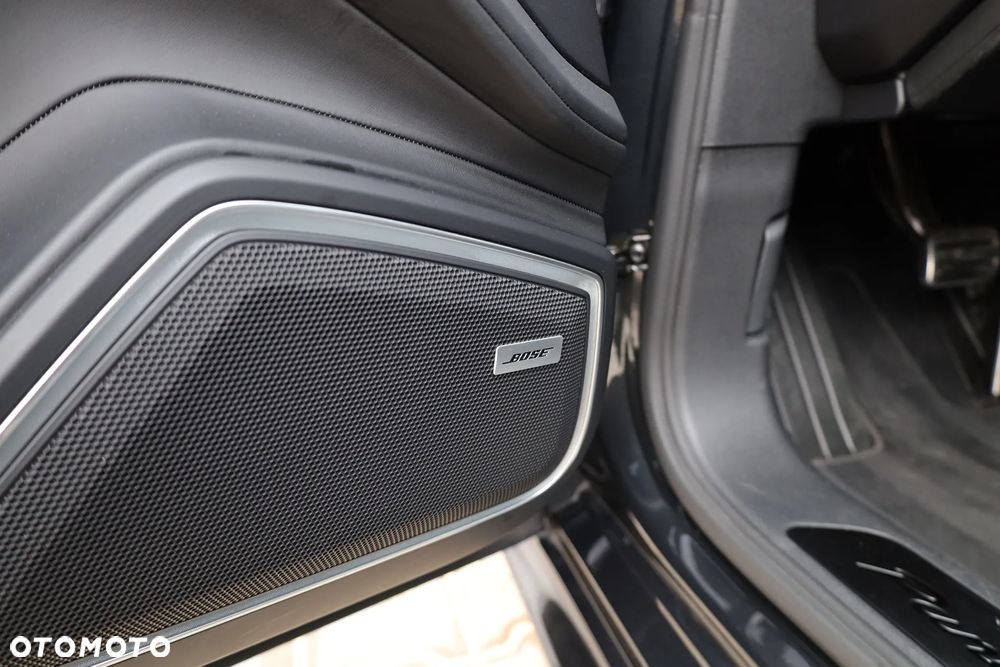 Porsche Panamera GTS - 12