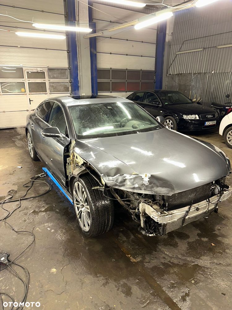 Audi A7 Sportback 3.0 TFSI quattro S tronic sport selection - 4