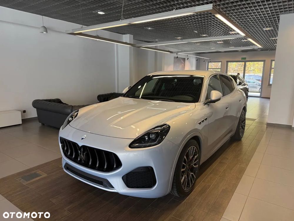 Maserati Grecale mHEV GT - 8