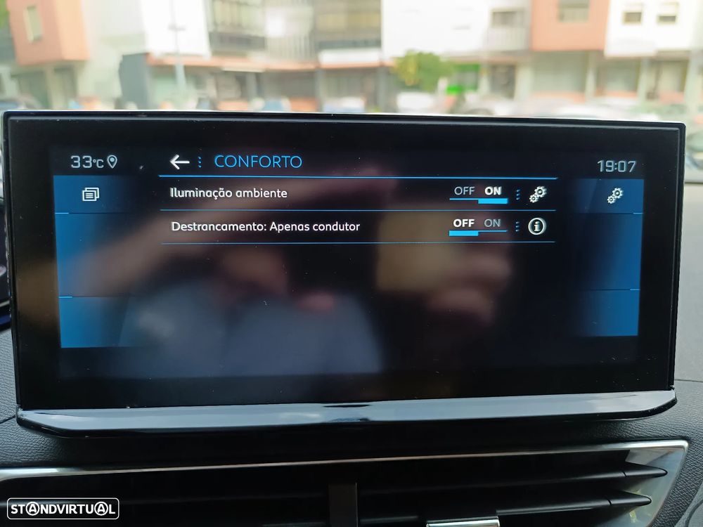 Peugeot 3008 1.2 PureTech Allure EAT8 - 52