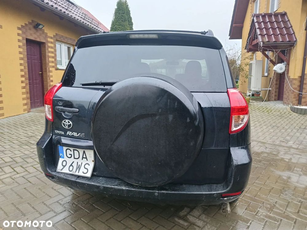 Toyota RAV4 - 3