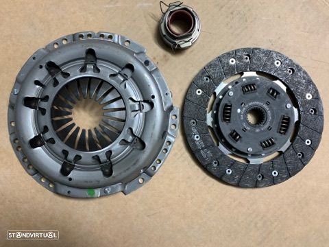 Kit embraiagem Toyota Hilux VI / Land cruiser / Hiace IV 2LT - 1