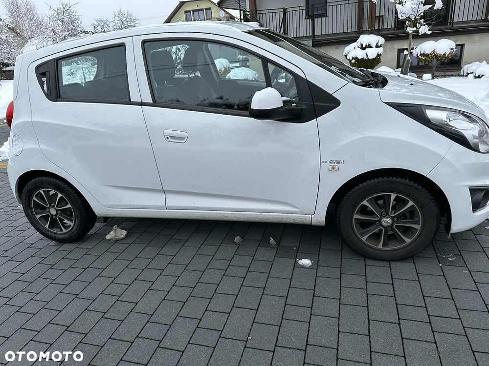 Chevrolet Spark 1.0 Base - 2