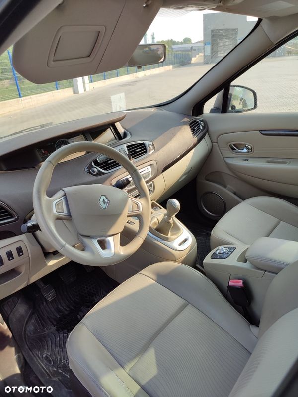 Renault Scenic - 3