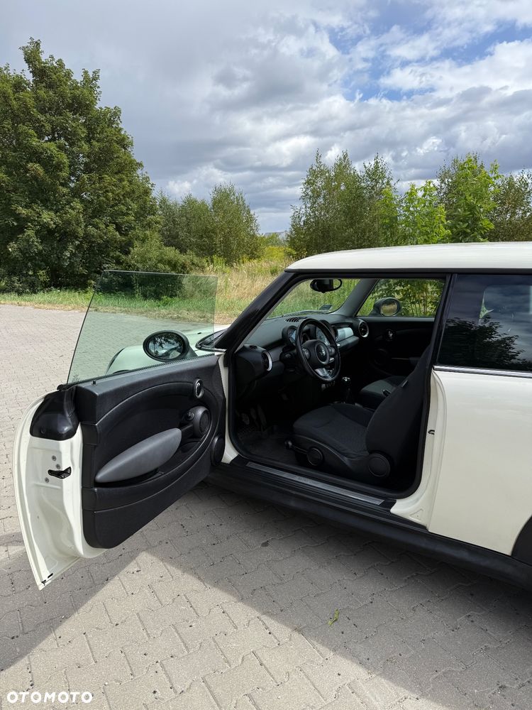MINI ONE Standard - 8