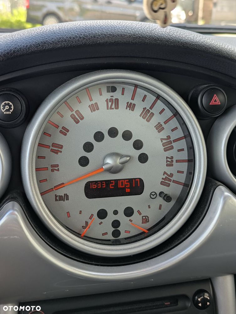 MINI ONE Standard - 24
