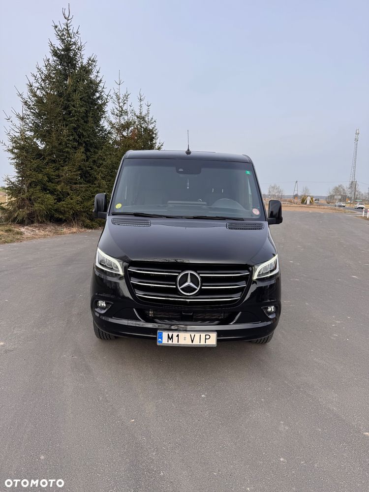 Mercedes-Benz Sprinter - 10