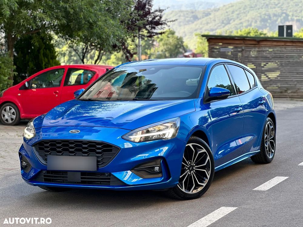 Ford Focus 1.0 EcoBoost MHEV ST-Line - 2