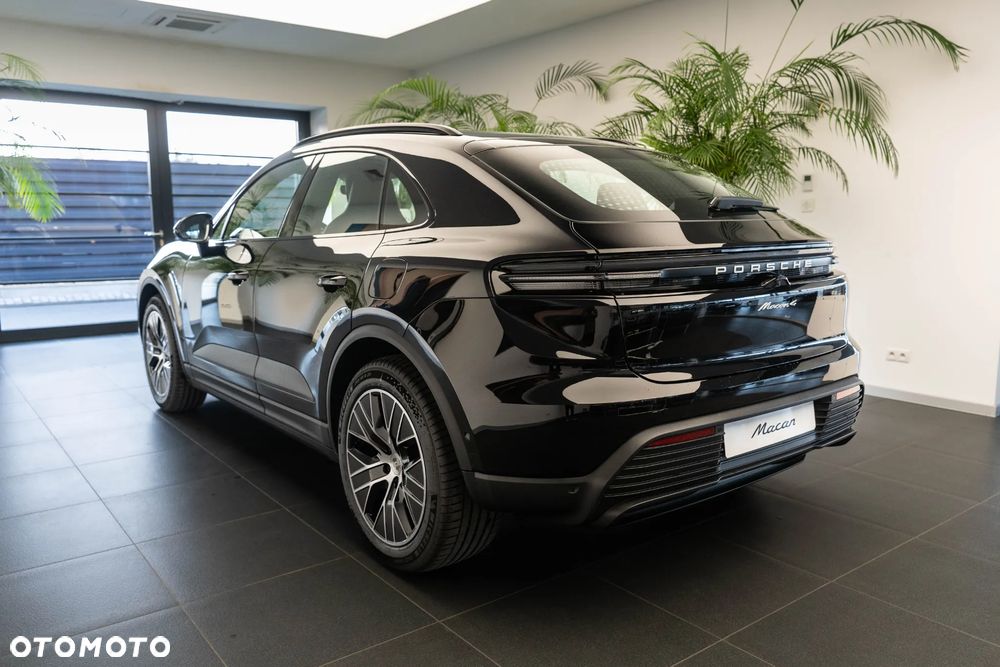 Porsche Macan - 2
