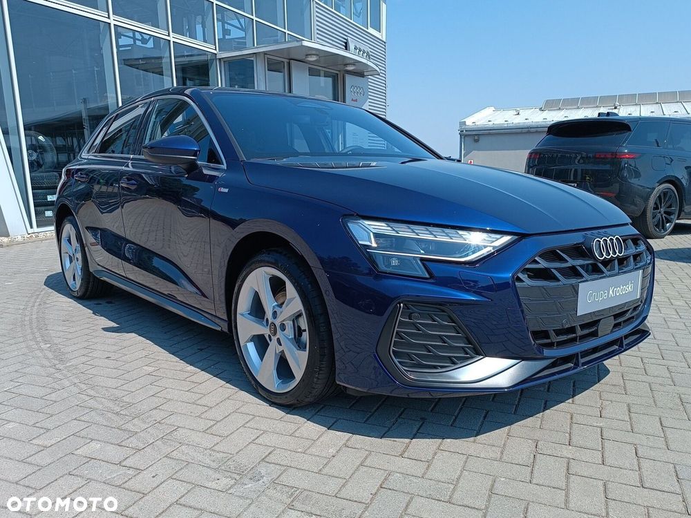 Audi A3 Sportback - 13