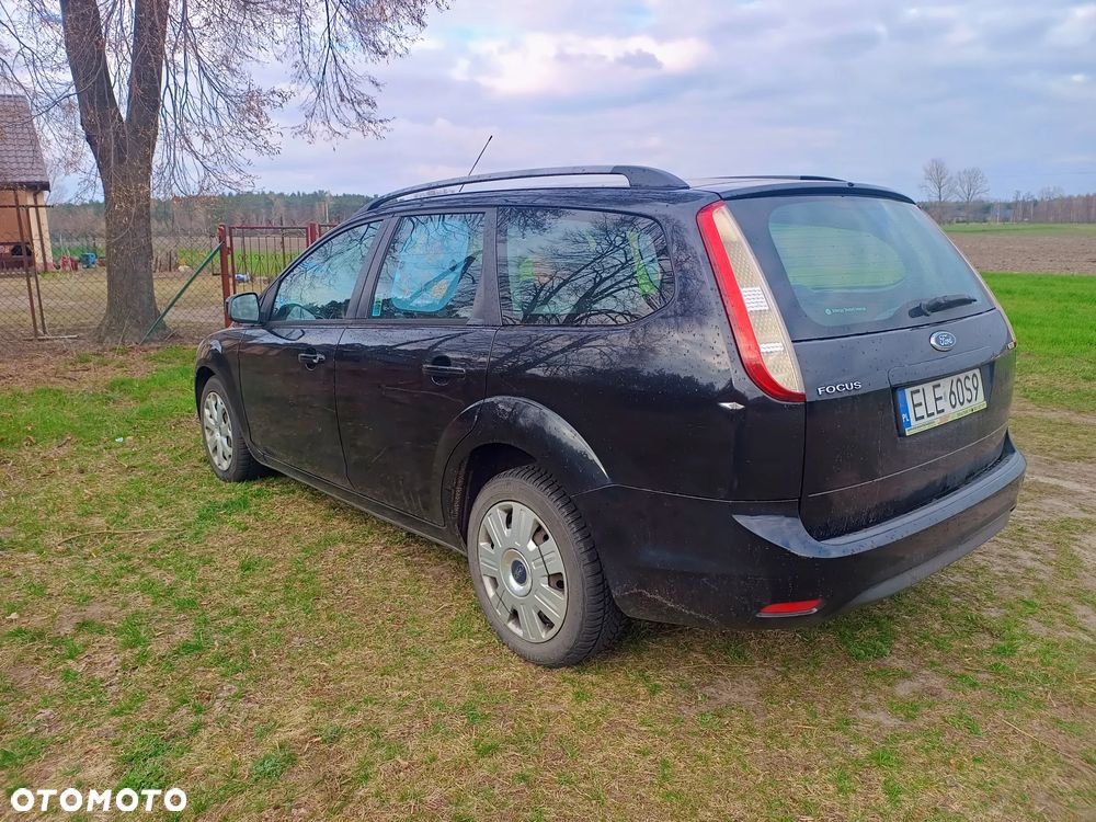 Ford Focus 1.8 TDCi Ambiente - 4
