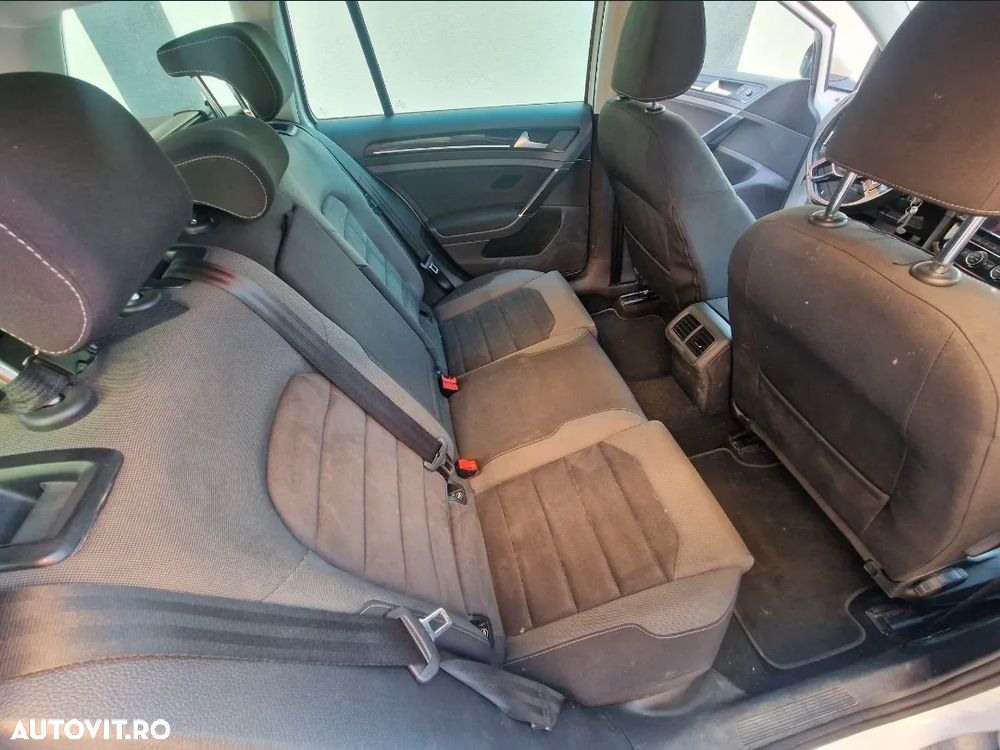 Volkswagen Golf 2.0 TDI 4Motion Highline - 5