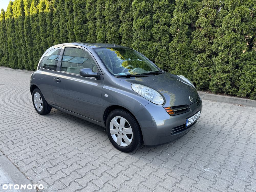 Nissan Micra - 1
