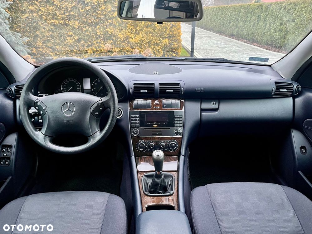 Mercedes-Benz Klasa C 200 Kompressor Classic - 7