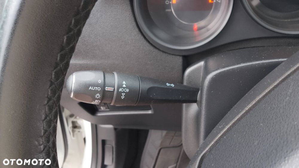 Citroën C4 HDi 90 Selection - 17