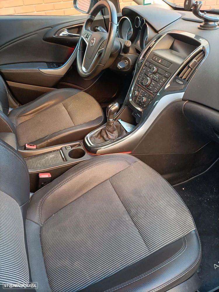 Opel Astra Sports Tourer - 5