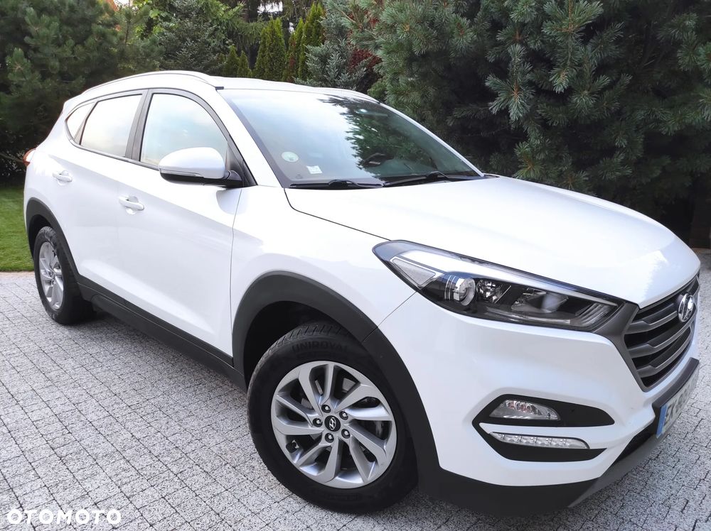 Hyundai Tucson 1.7 CRDI BlueDrive Style 2WD - 2