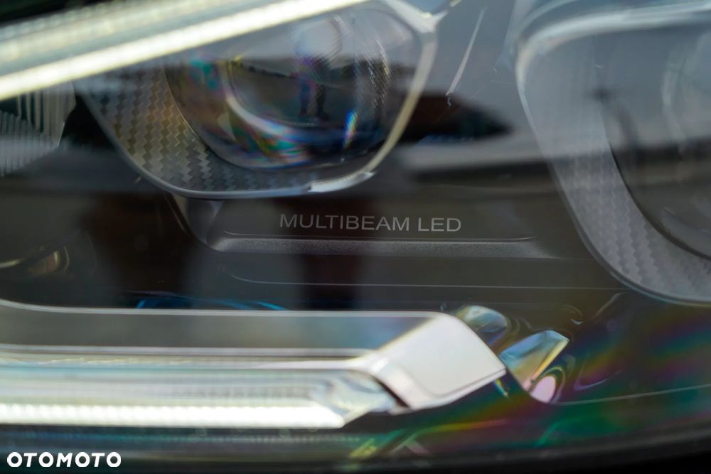 Mercedes-Benz AMG GT - 31