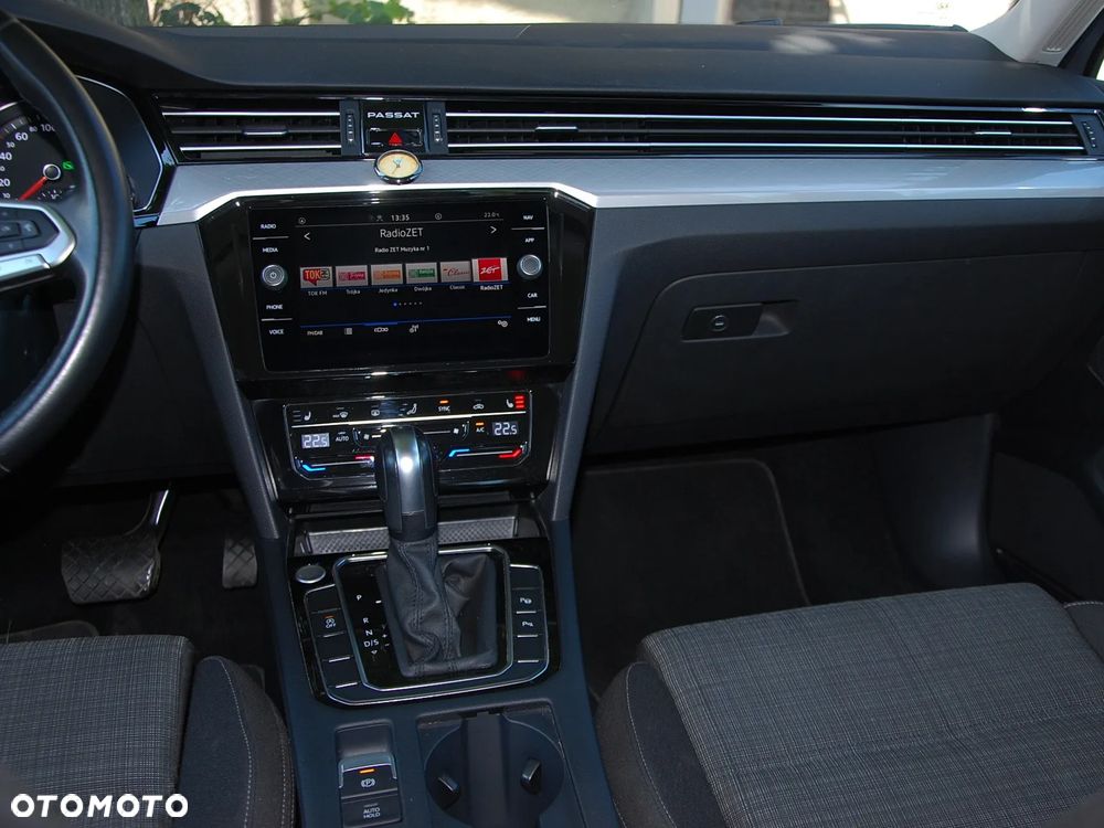 Volkswagen Passat 2.0 TSI Business DSG - 36